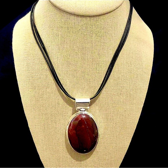 EXEX | CLAUDIA AGUDELO Carnelian Cabochon Sterling Silver Leather Necklace - Picture 6 of 6